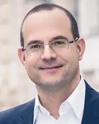 Portrait Tobias Dünow ©KarolineWolf